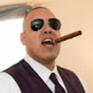 Meet your Posher, Carlos